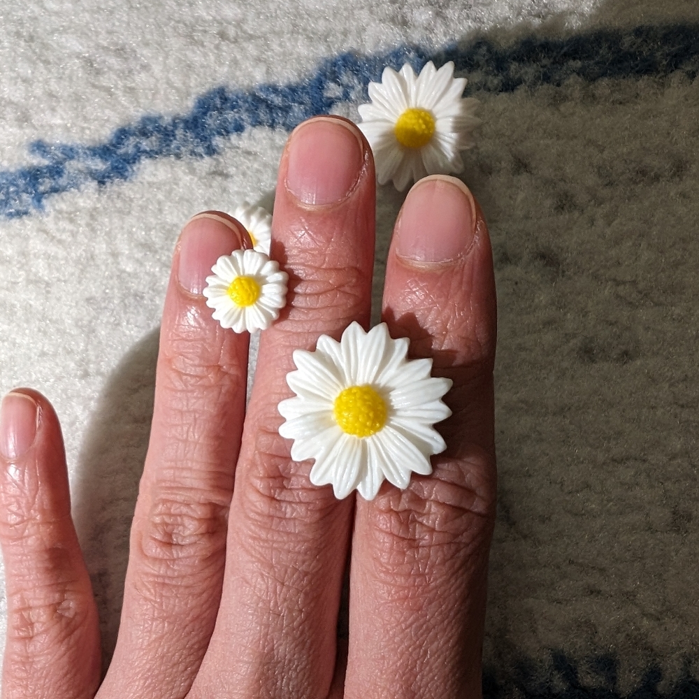 Daisies Earrings Stud barbie Flower Daisy